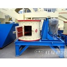 自行式沙石破碎機價格不貴，經(jīng)濟實惠ZQ82